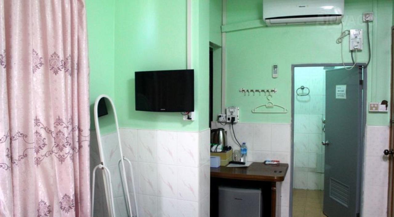 Saw Nyein San Guest House Nyaung-U Bagian luar foto