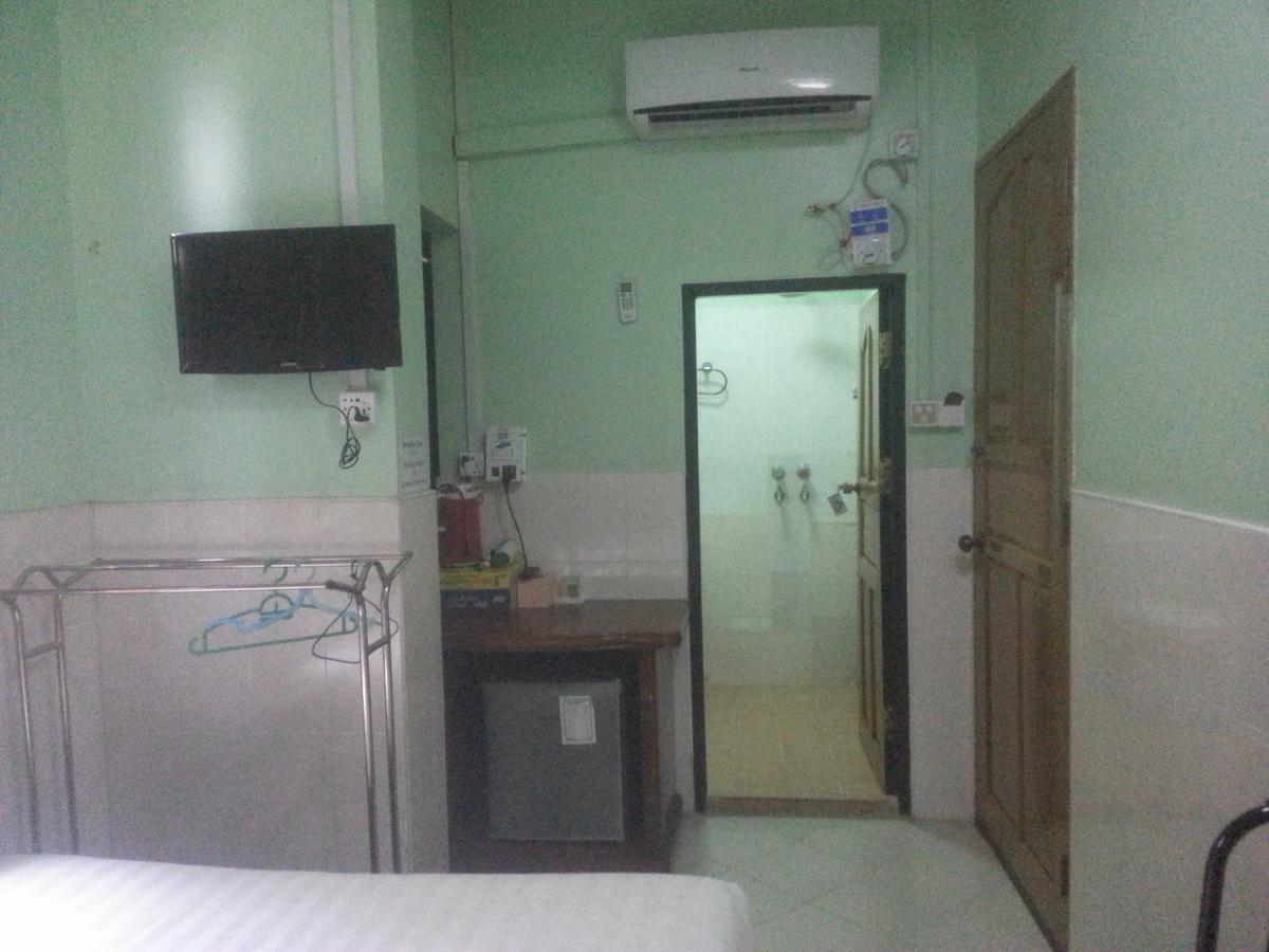 Saw Nyein San Guest House Nyaung-U Bagian luar foto