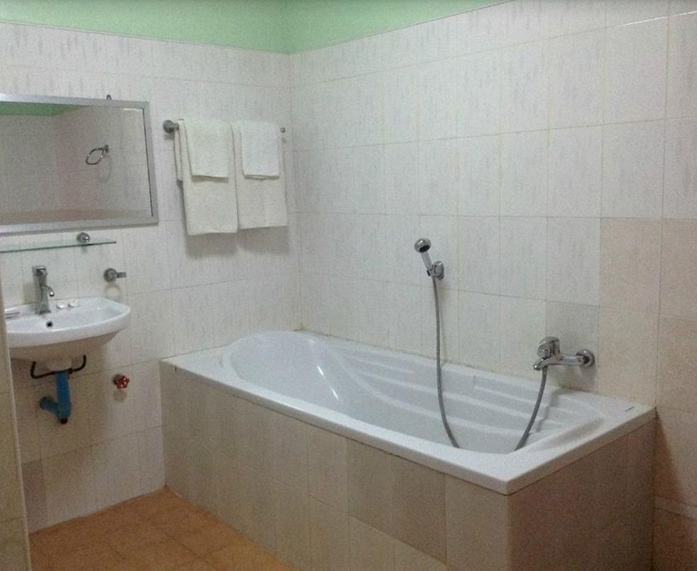 Saw Nyein San Guest House Nyaung-U Bagian luar foto